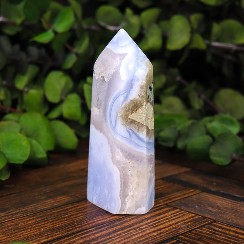 Blue Lace Agate Point
