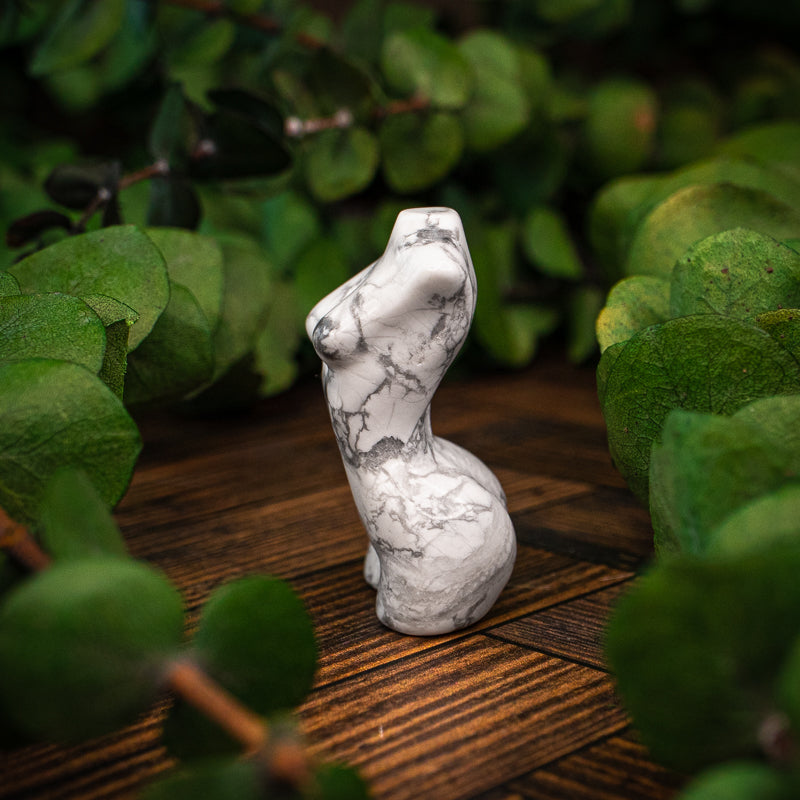 Howlite Goddess Bust