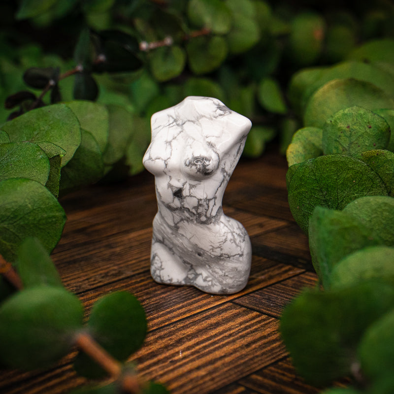 Howlite Goddess Bust