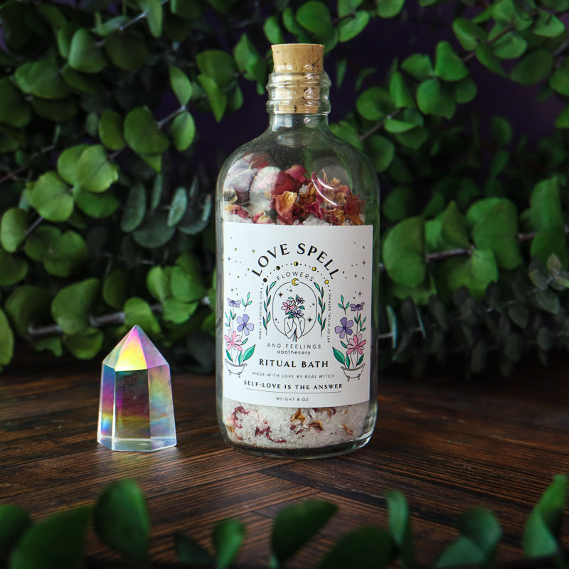 Love Spell Ritual Bath by Flowers & Feelings