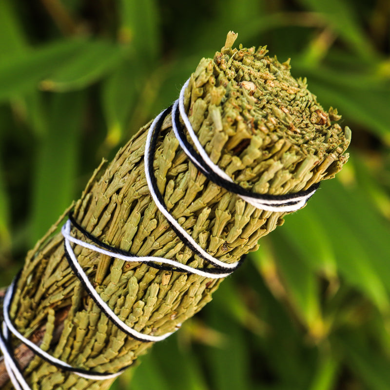 Cedar Mini Wands Incense Full Moon Farms