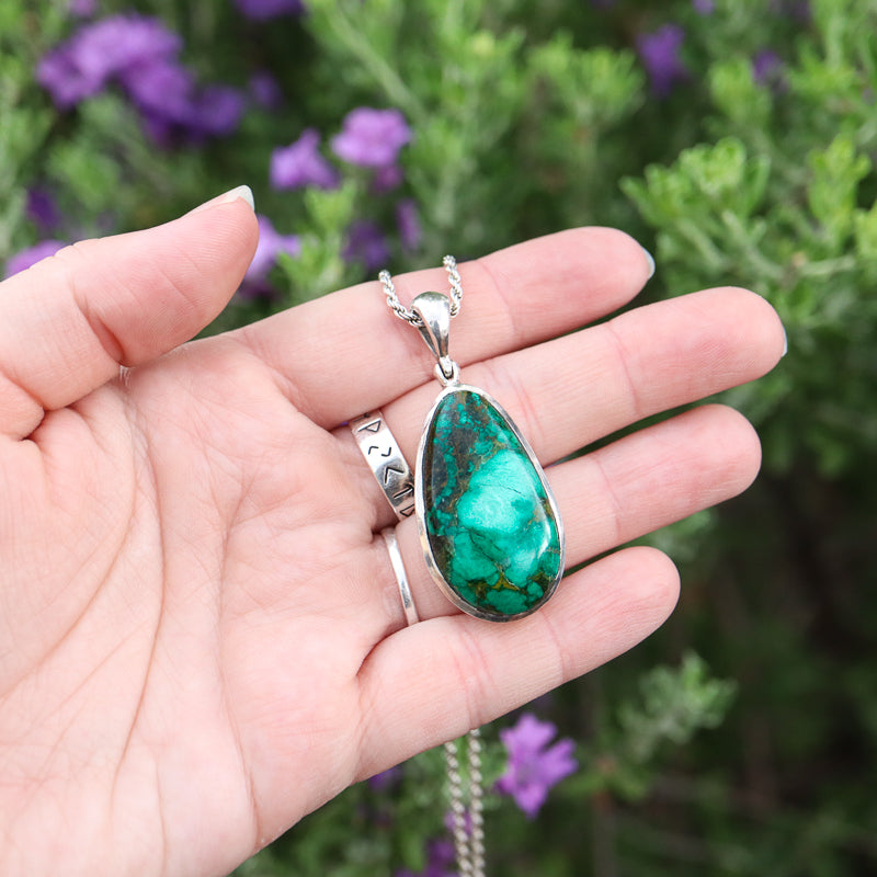 Chrysocolla Howlite Donut Pendant Necklace - 'Understanding' Stone, Adjustable Black Cord, 25mm