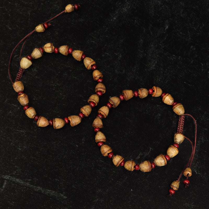 Eucalyptus Pod Prayer Beads Wrist mala Jewelry: Mala Namu Baru