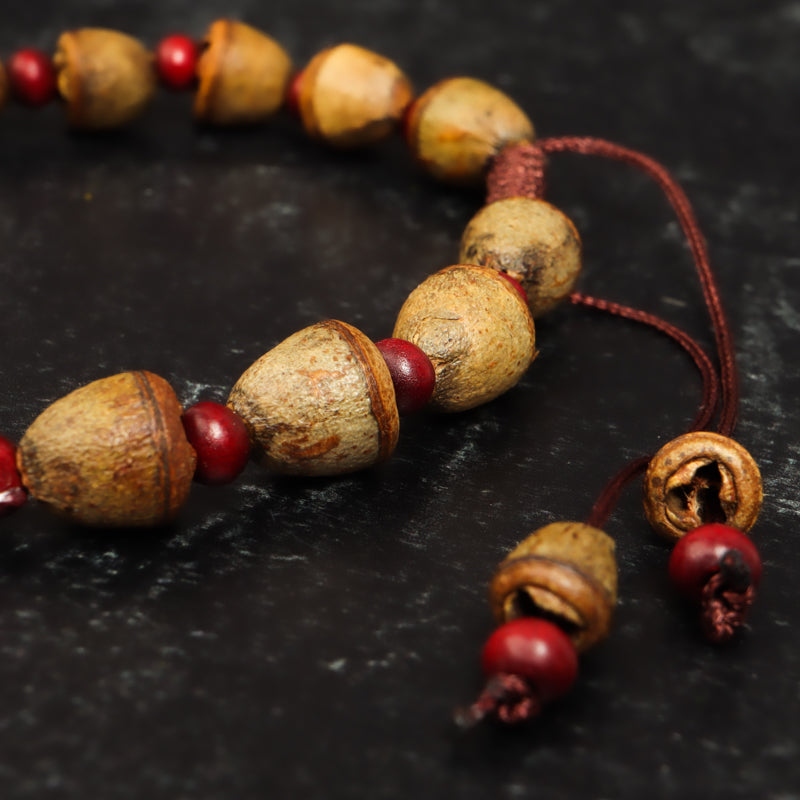 Eucalyptus Pod Prayer Beads Wrist mala Jewelry: Mala Namu Baru 