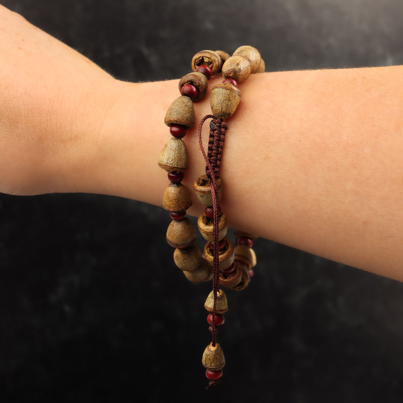 Eucalyptus Pod Prayer Beads Wrist mala Jewelry: Mala Namu Baru