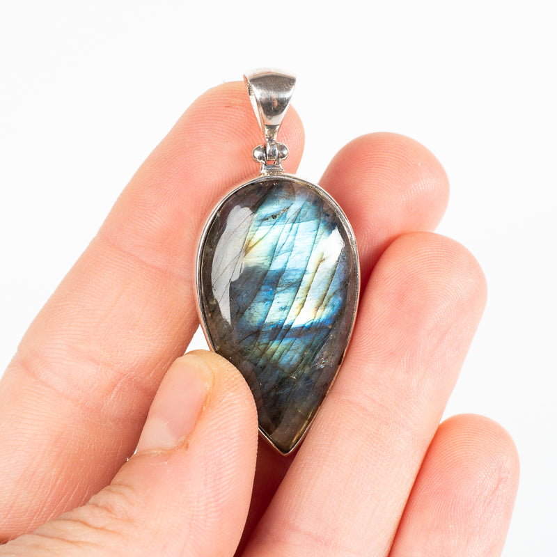 Labradorite Teardrop Pendant Jewelry: Pendant Crystal Magic online