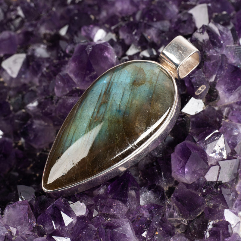 Labradorite Pendant Jewelry: Pendant Starborn Creations