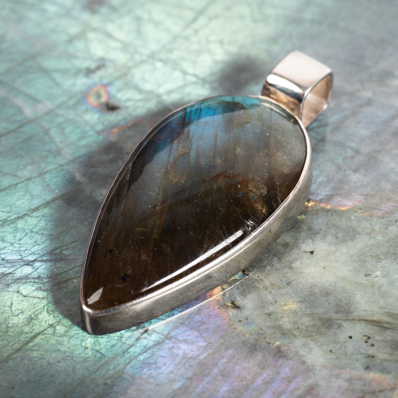 Labradorite Pendant Jewelry: Pendant Starborn Creations
