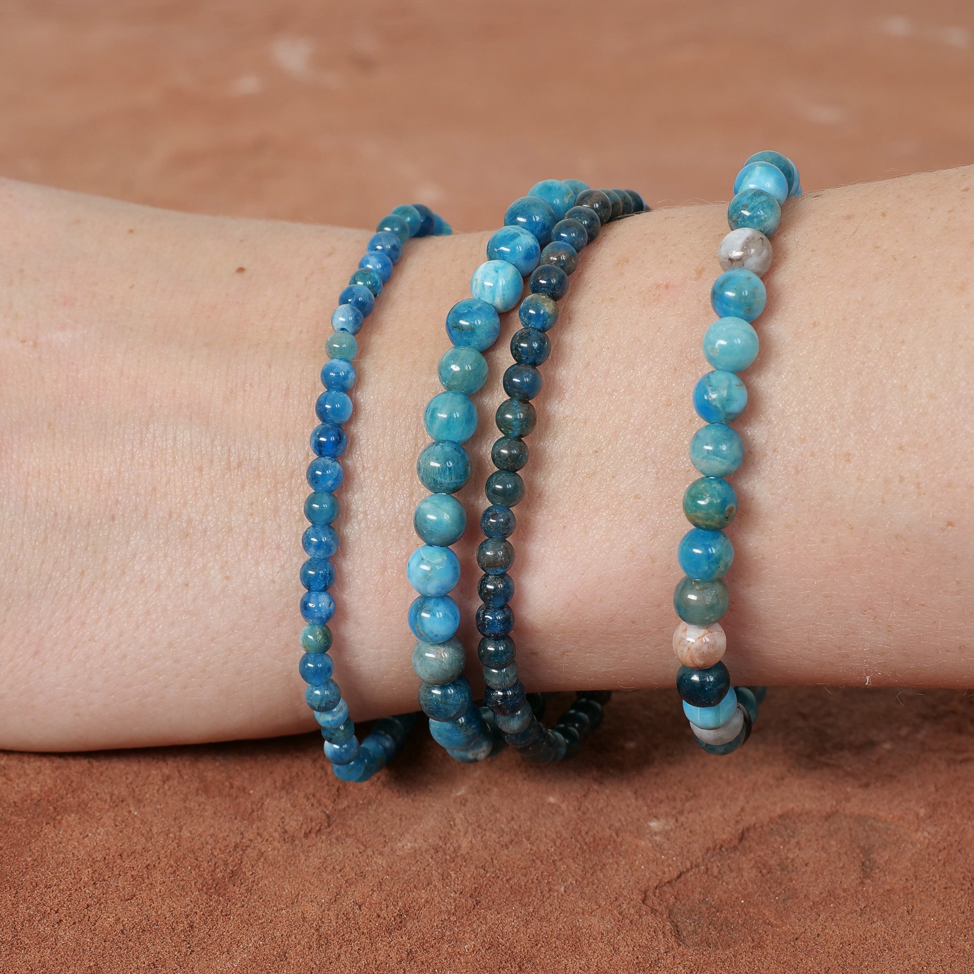 Blue Apatite Bracelet Jewelry: Bracelet Milk and Honey 