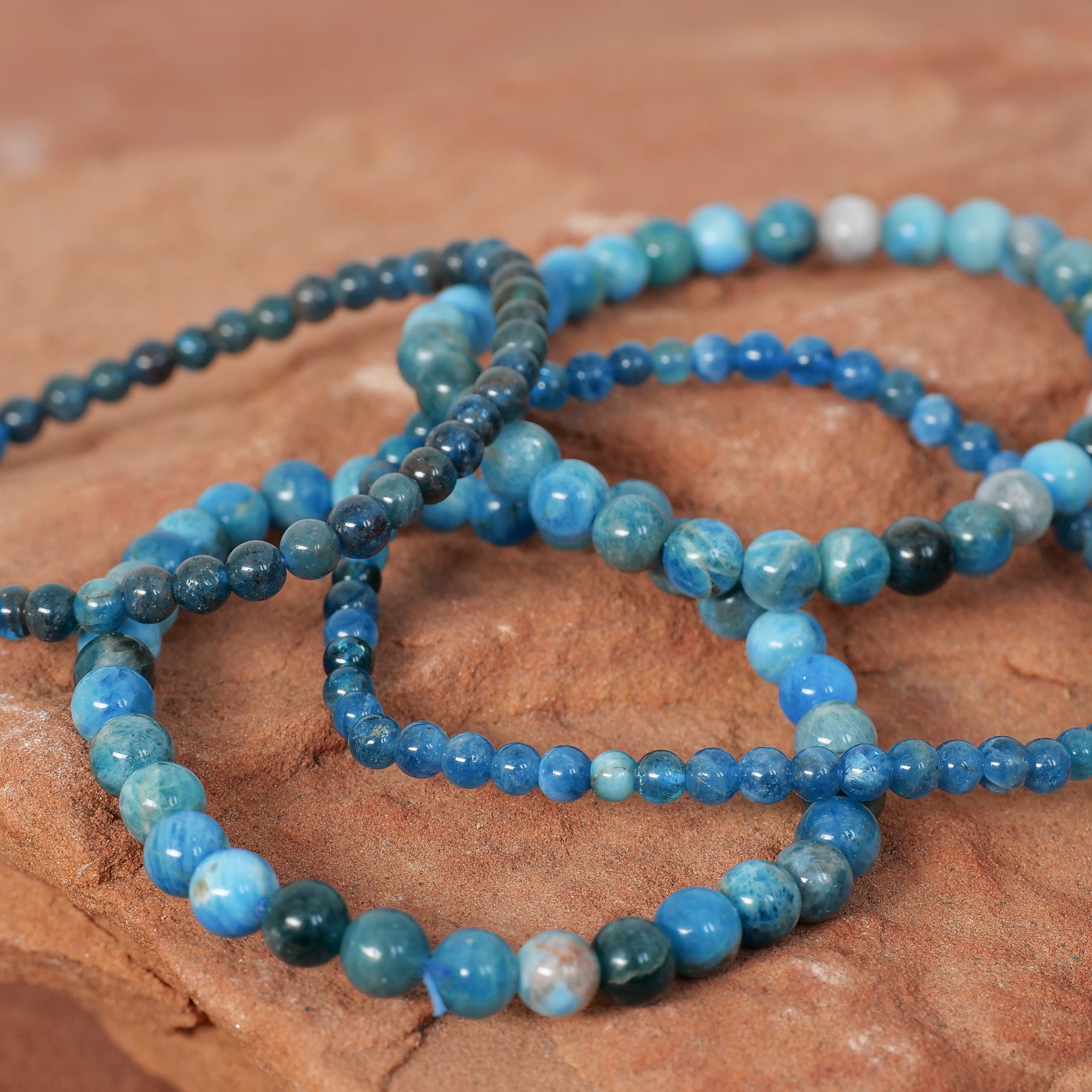 Blue Apatite Bracelet Jewelry: Bracelet Milk and Honey