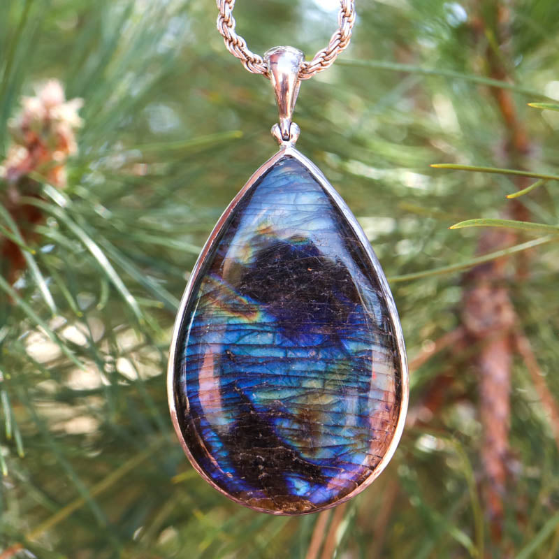 Polished Labradorite Pendant Jewelry: Pendant Crystal Magic online 