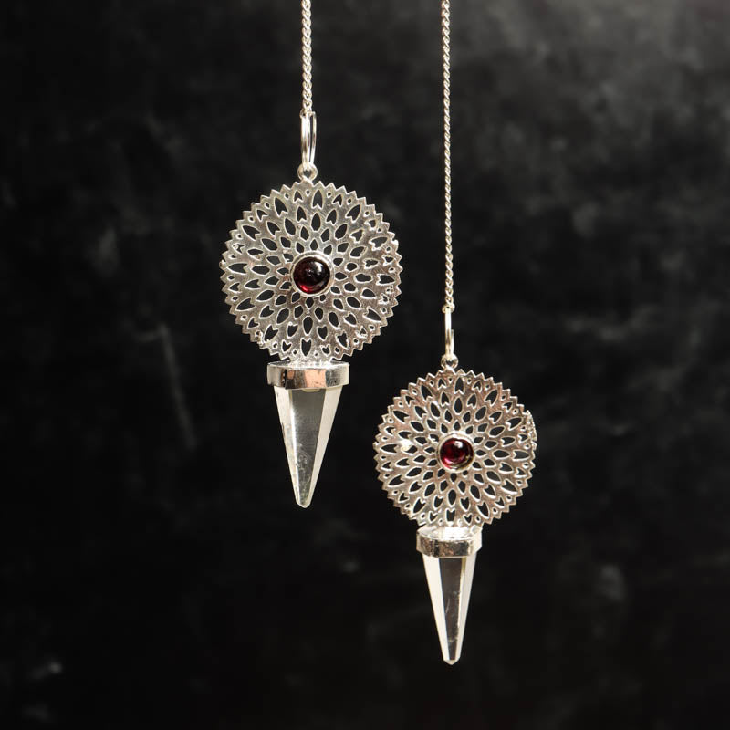 Clear Quartz Point Pendulum with Garnet Gifts & Decor: Pendulum Crystal Magic online 