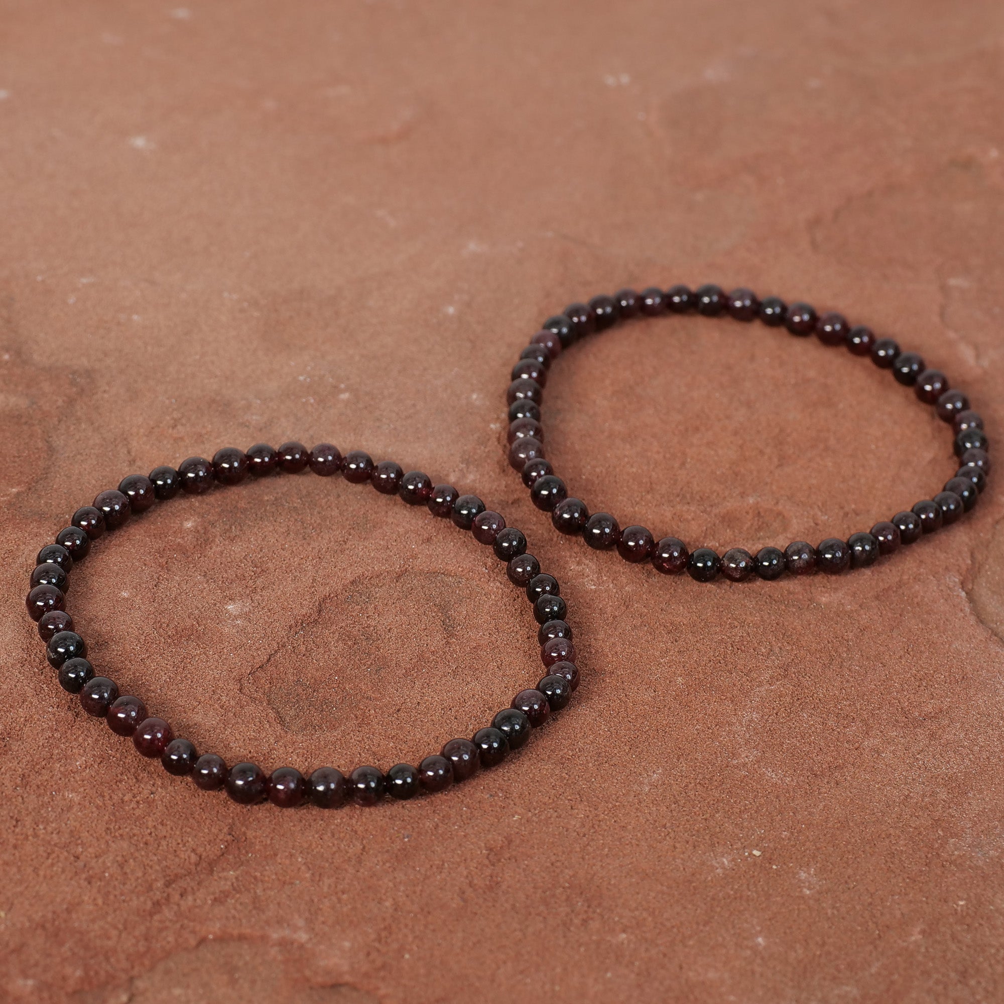 Garnet Bracelet Jewelry: Bracelet Milk and Honey 4mm
