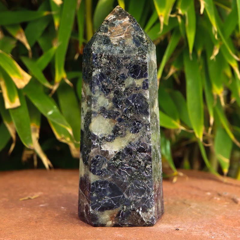 Iolite Base Cut Point Crystal Point Crystal Magic