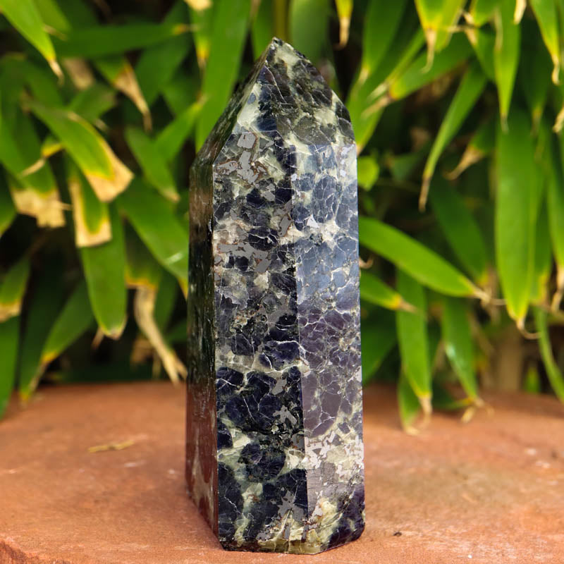 Iolite Base Cut Point Crystal Point Crystal Magic