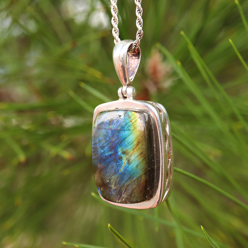 Polished Labradorite Pendant