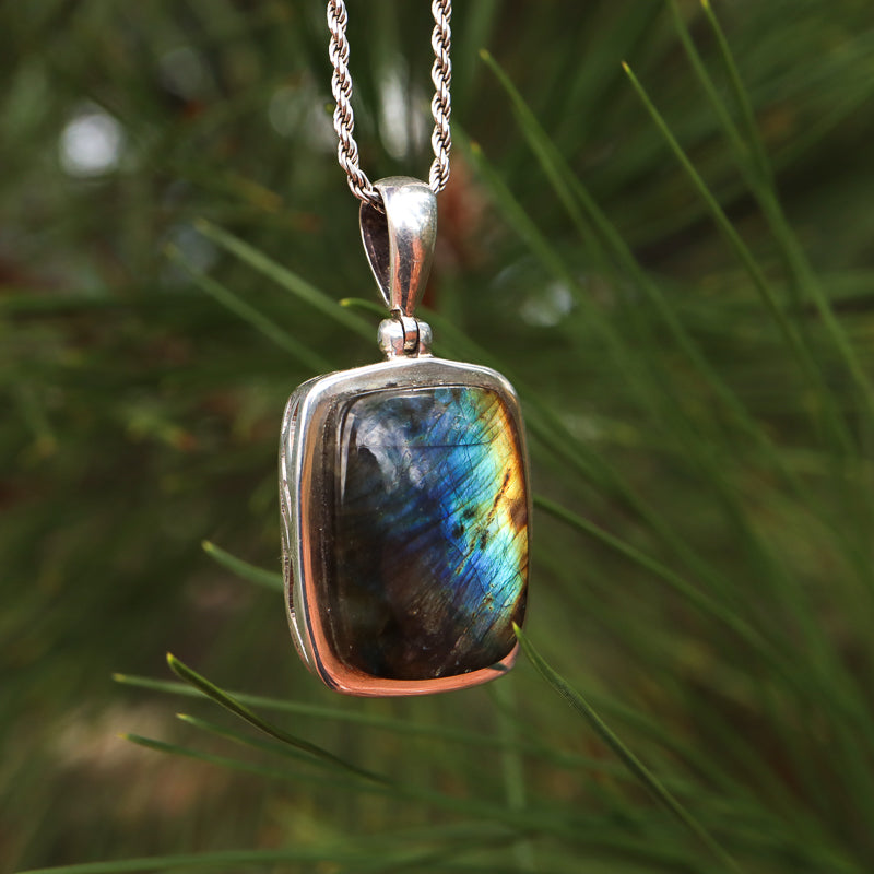 Polished Labradorite Pendant