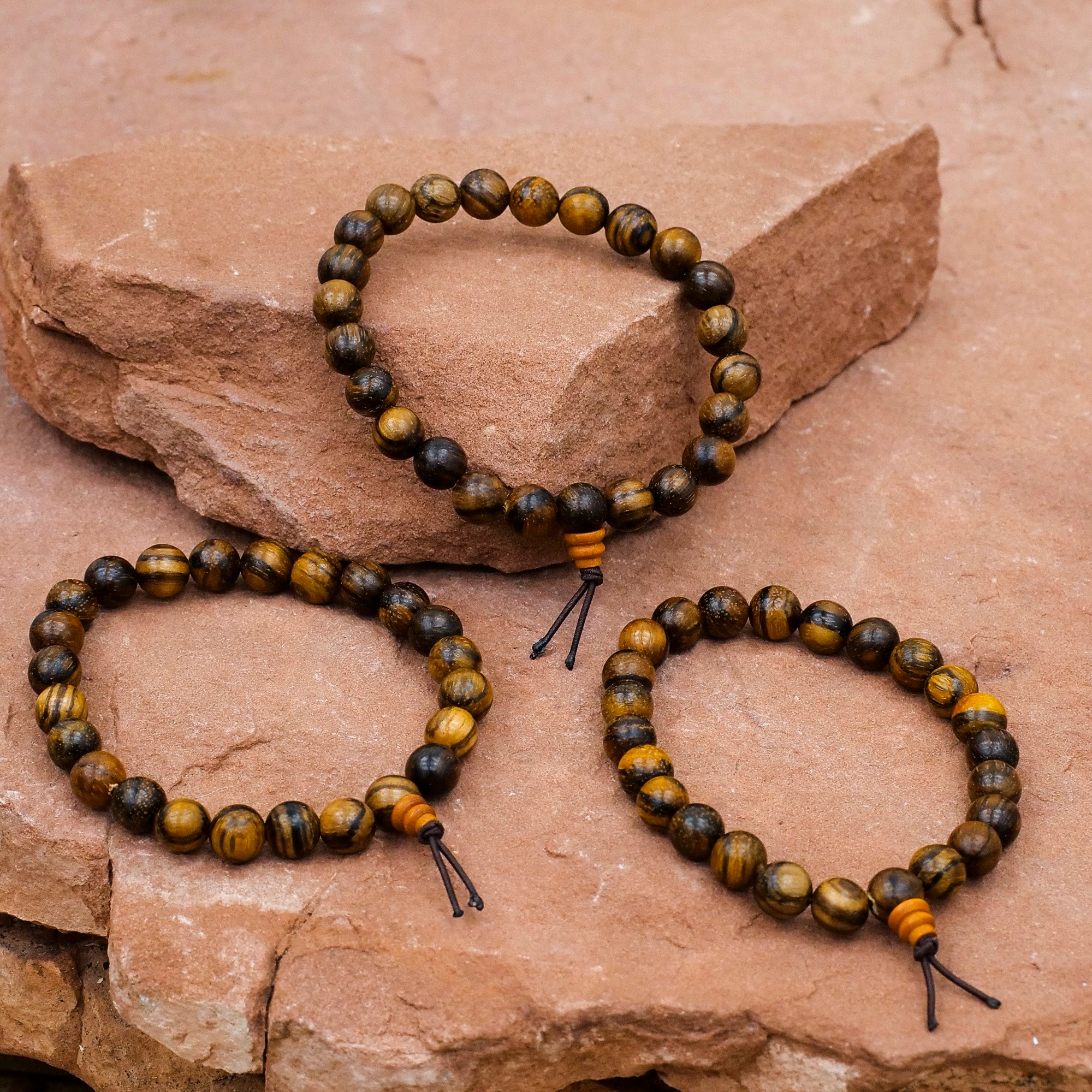 Tiger Stripe Aloeswood Wrist Mala Jewelry: Mala Namu Baru