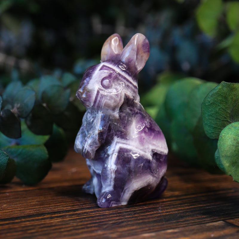 Amethyst Chevron Carved Rabbit