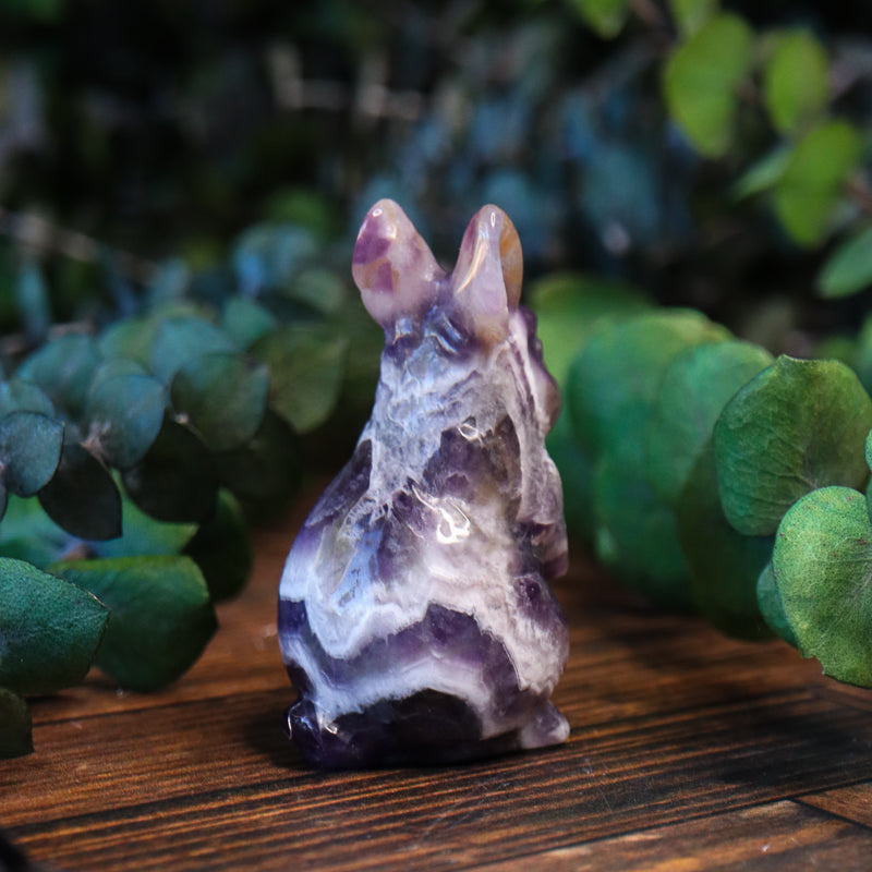 Amethyst Chevron Carved Rabbit