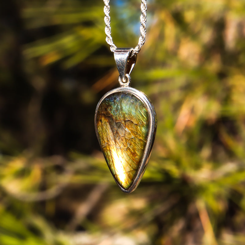 Labradorite Pendant