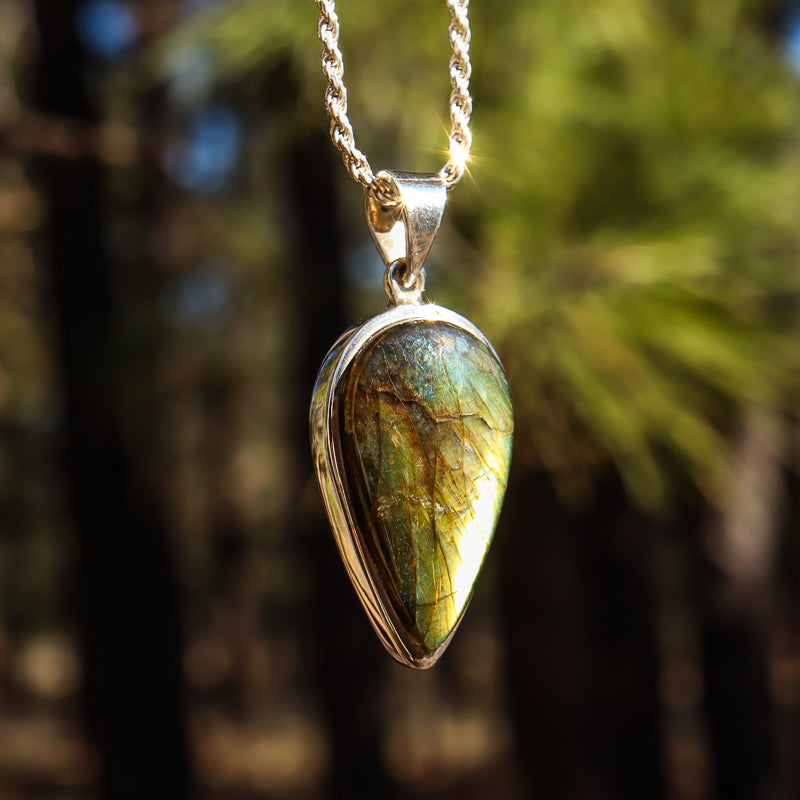 Labradorite Pendant