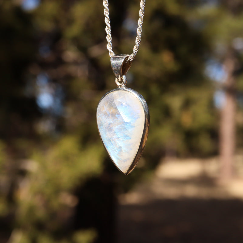 Rainbow Moonstone Pendant