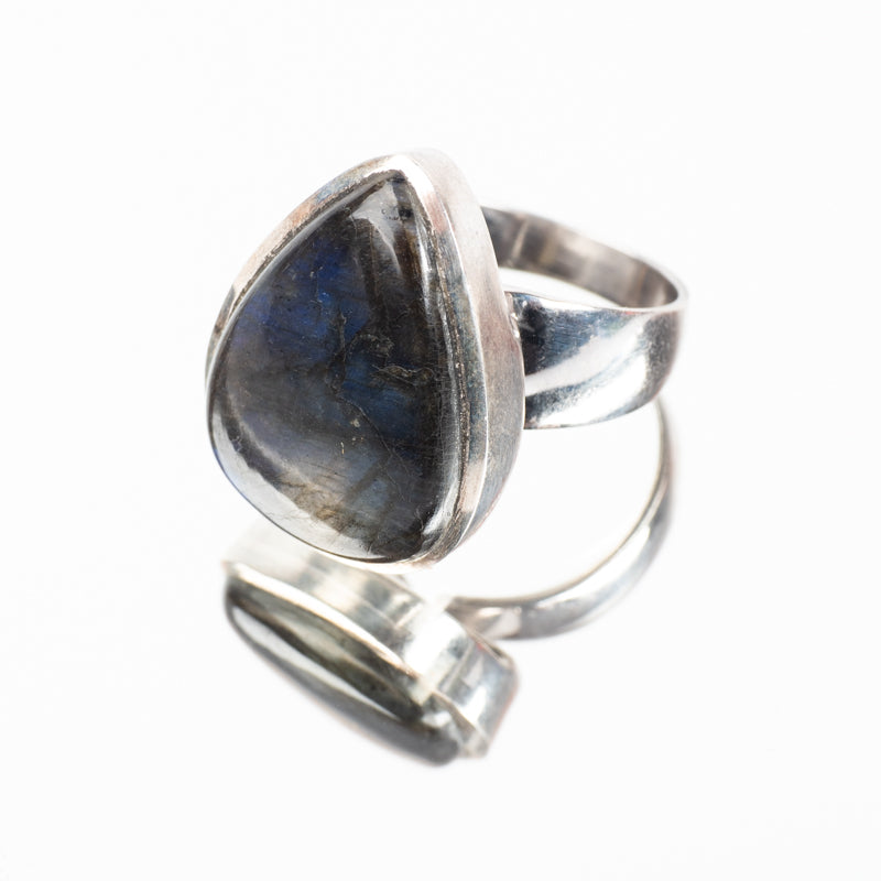Labradorite Ring Jewelry: Ring Starborn Creations 