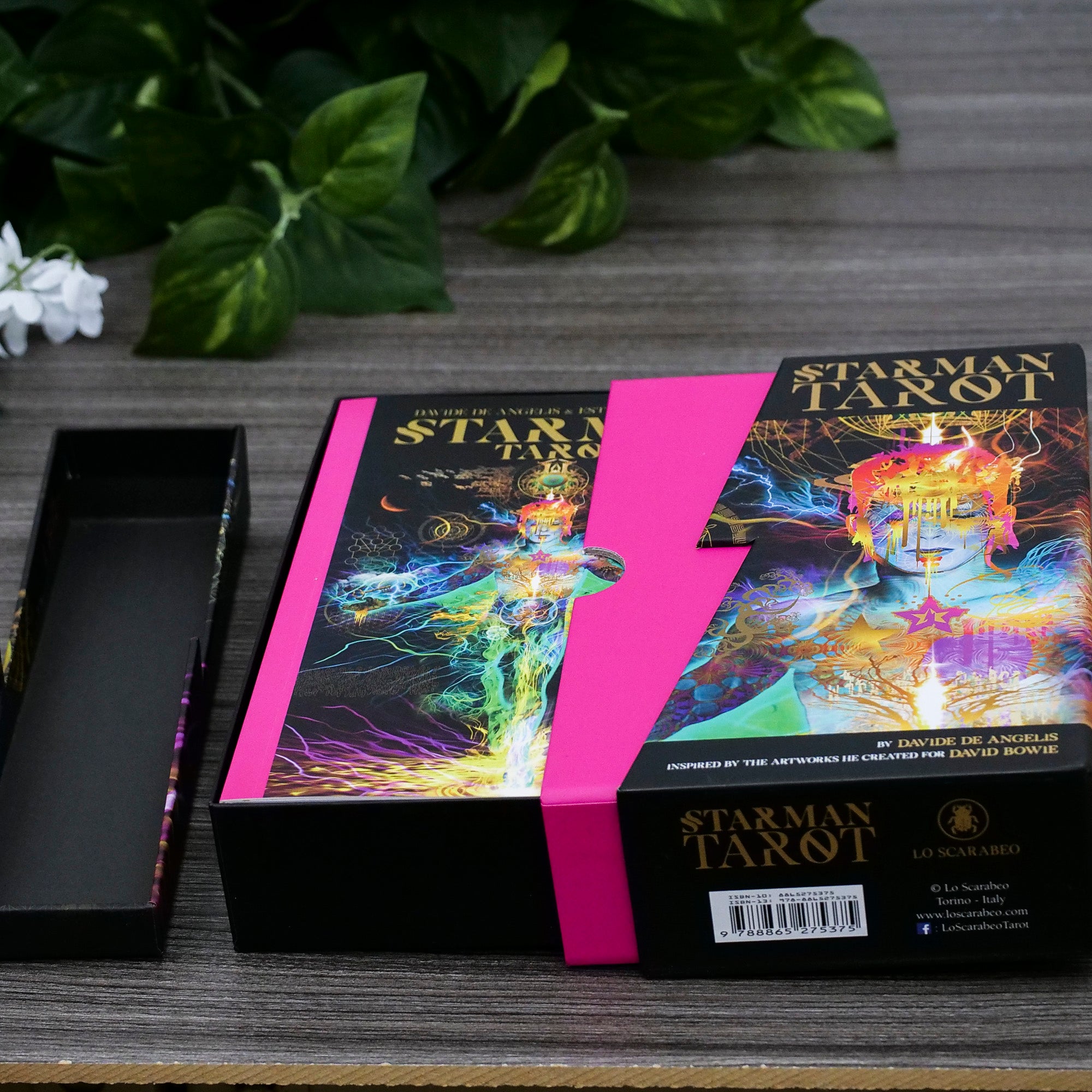 Starman Tarot Books & Tarot Crystal Magic online 